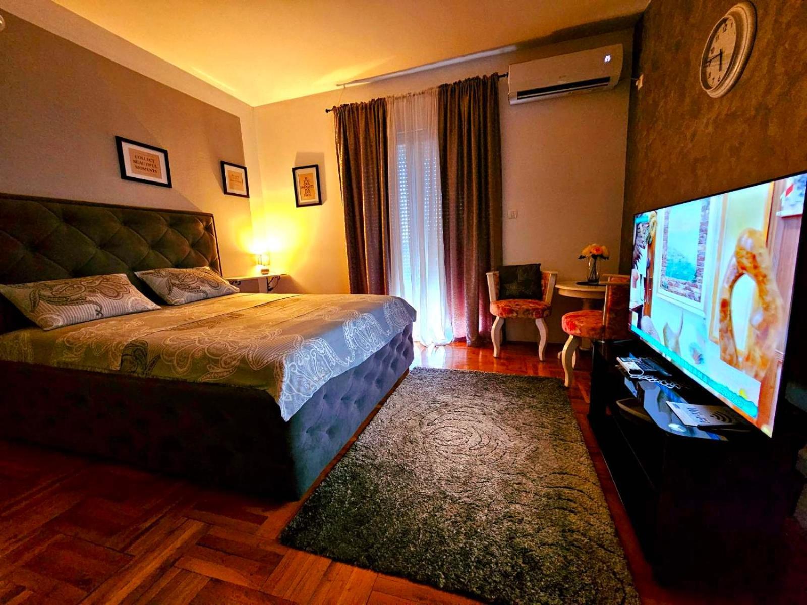 Studio Place 8 Podgorica Extérieur photo